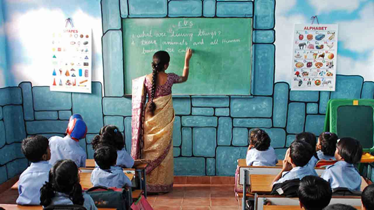 కార్పొరేట్‌కు దీటుగా సర్కారీ స్కూళ్లు