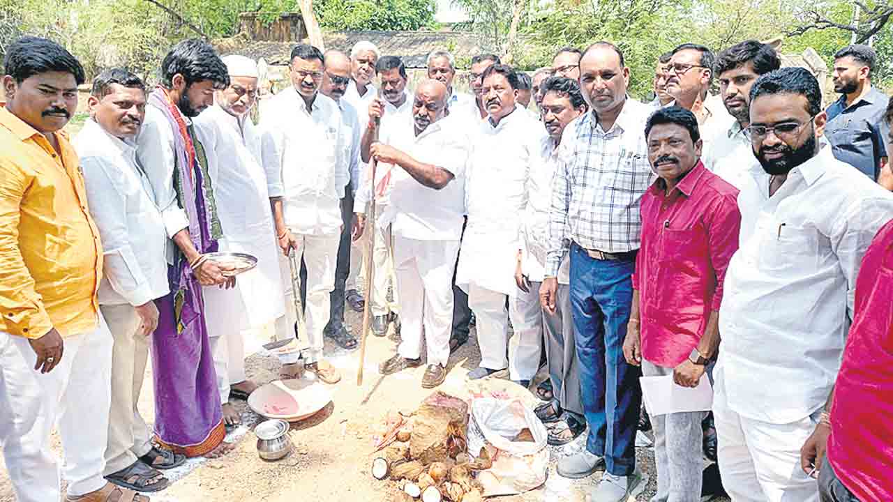 త్వరలో ఆదిలాబాద్‌కు మంత్రి కేటీఆర్‌