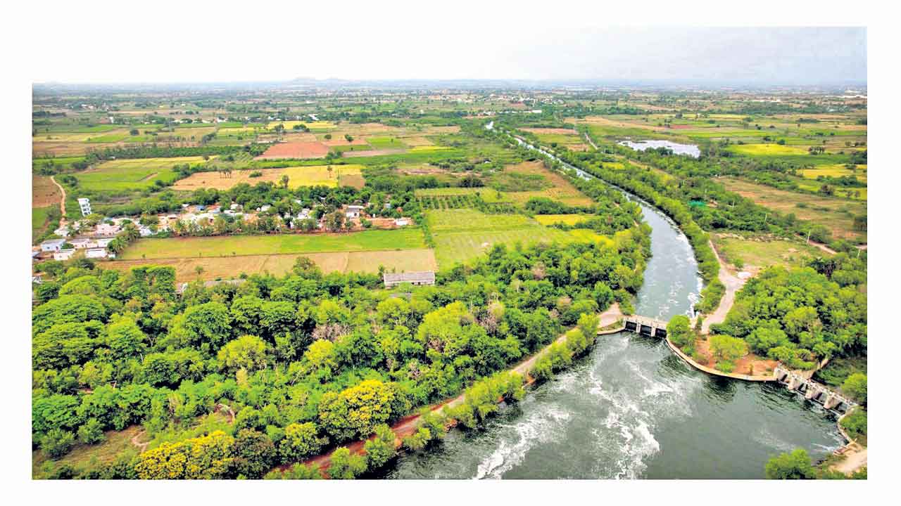 అక్కంపల్లి అందాలు చూసితె కనువిందురో..