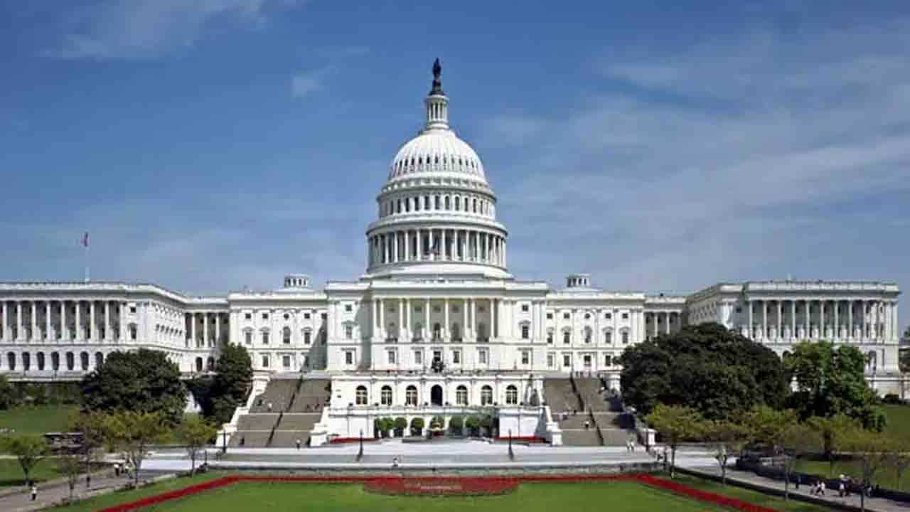 America | అమెరికాలో ఫెడరల్‌ హాలిడేగా దీపావళి.. చట్టసభలో బిల్లు