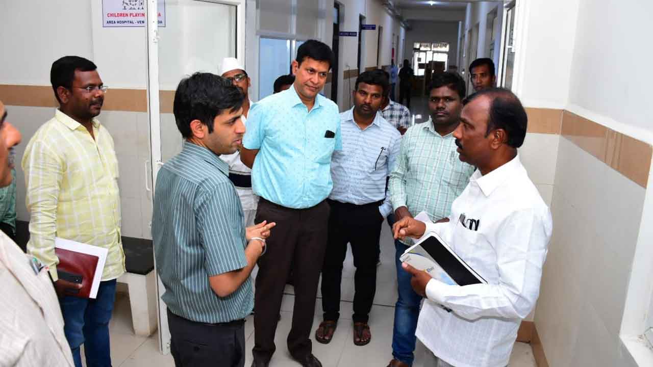 ప్రతి ప్రసవం సర్కారు దవాఖానలోనే జరగాలి