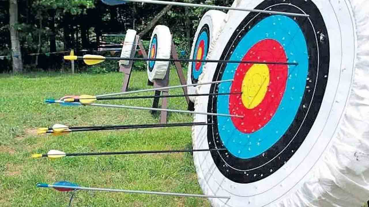 పది పతకాలపై గురి