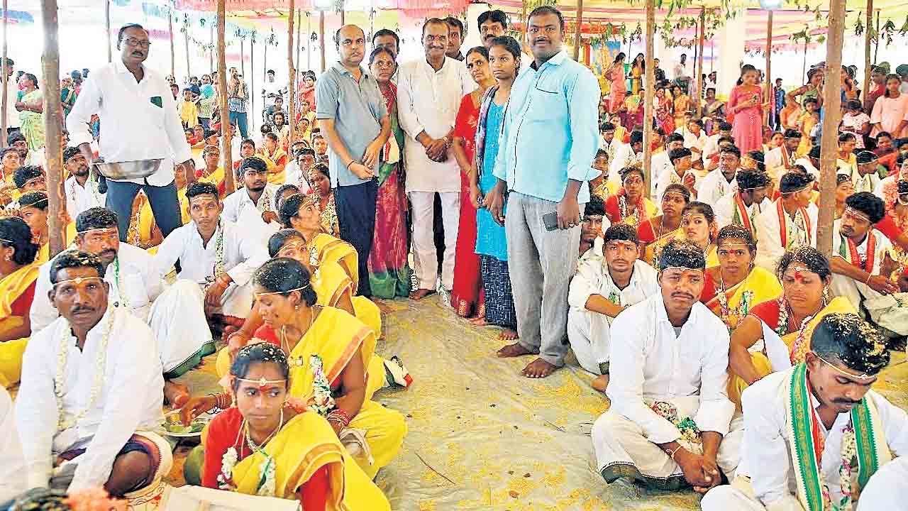 120 జంటలకు కల్యాణం