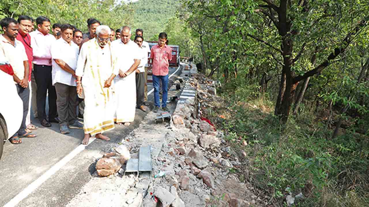 Tirumala | తిరుమల ఘాట్‌రోడ్డులో బస్సు ప్రమాదంపై విచారణకు టీటీడీ ఆదేశం