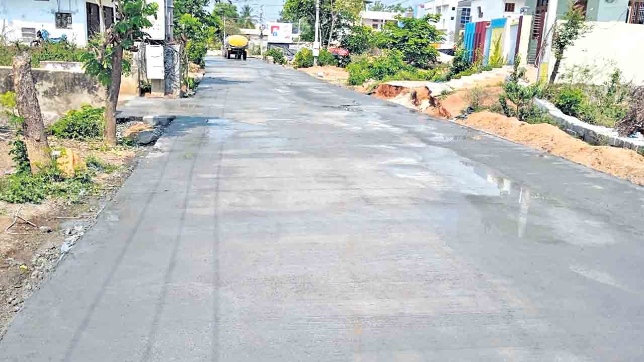 హుస్నాబాద్‌ పట్టణానికి నిధుల వరద