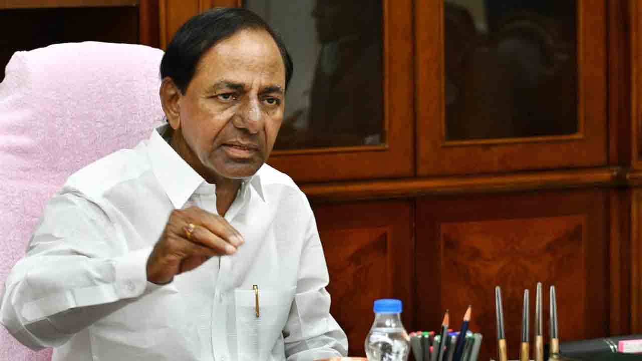 CM KCR | రోడ్డు ప్రమాదంపై సీఎం కేసీఆర్‌ తీవ్ర దిగ్భ్రాంతి.. మృతుల కుటుంబాలకు రూ. 5 లక్షలు చొప్పున ఎక్స్‌గ్రేషియా
