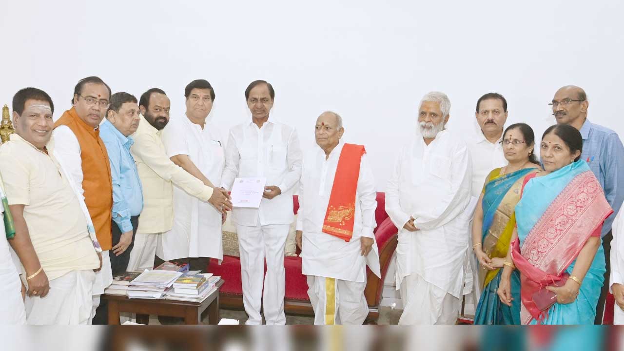 CM KCR | బ్రాహ్మణ సదన్ దేశానికే ధార్మిక సమాచార కేంద్రంగా నిలవాలి : సీఎం కేసీఆర్‌