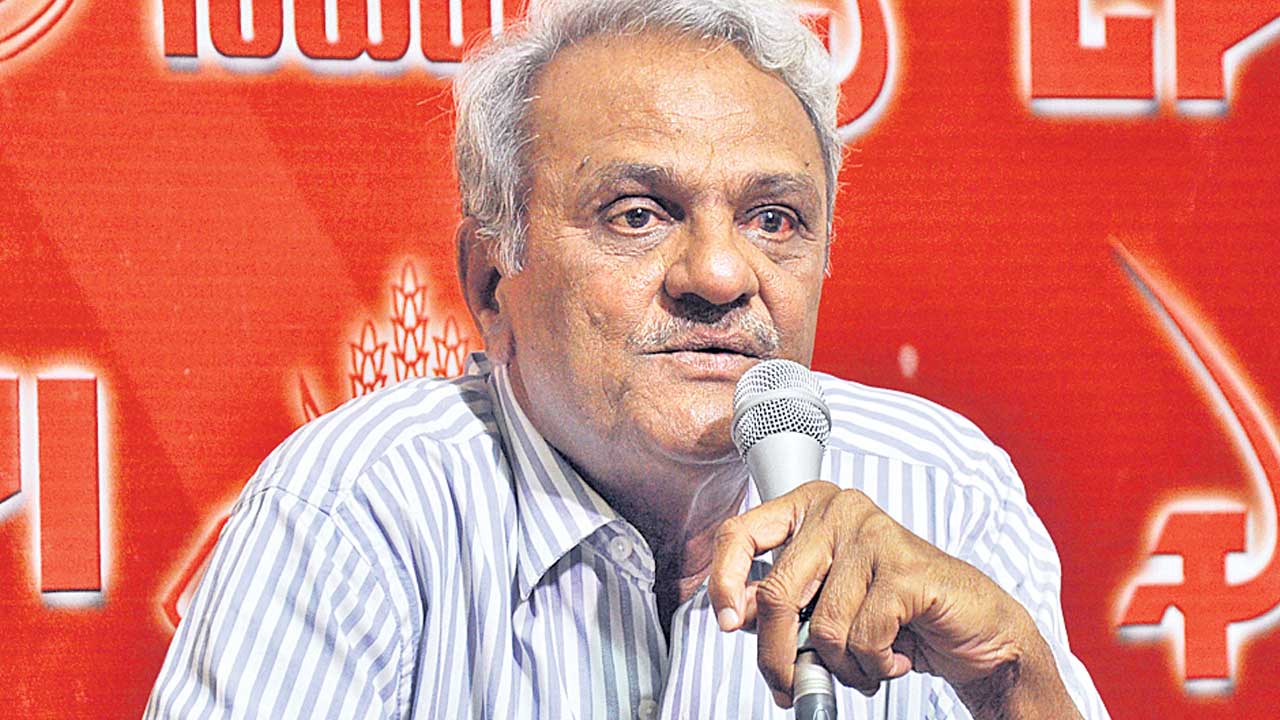 రాష్ట్రపతిని ఎందుకు పిలువలేదు?