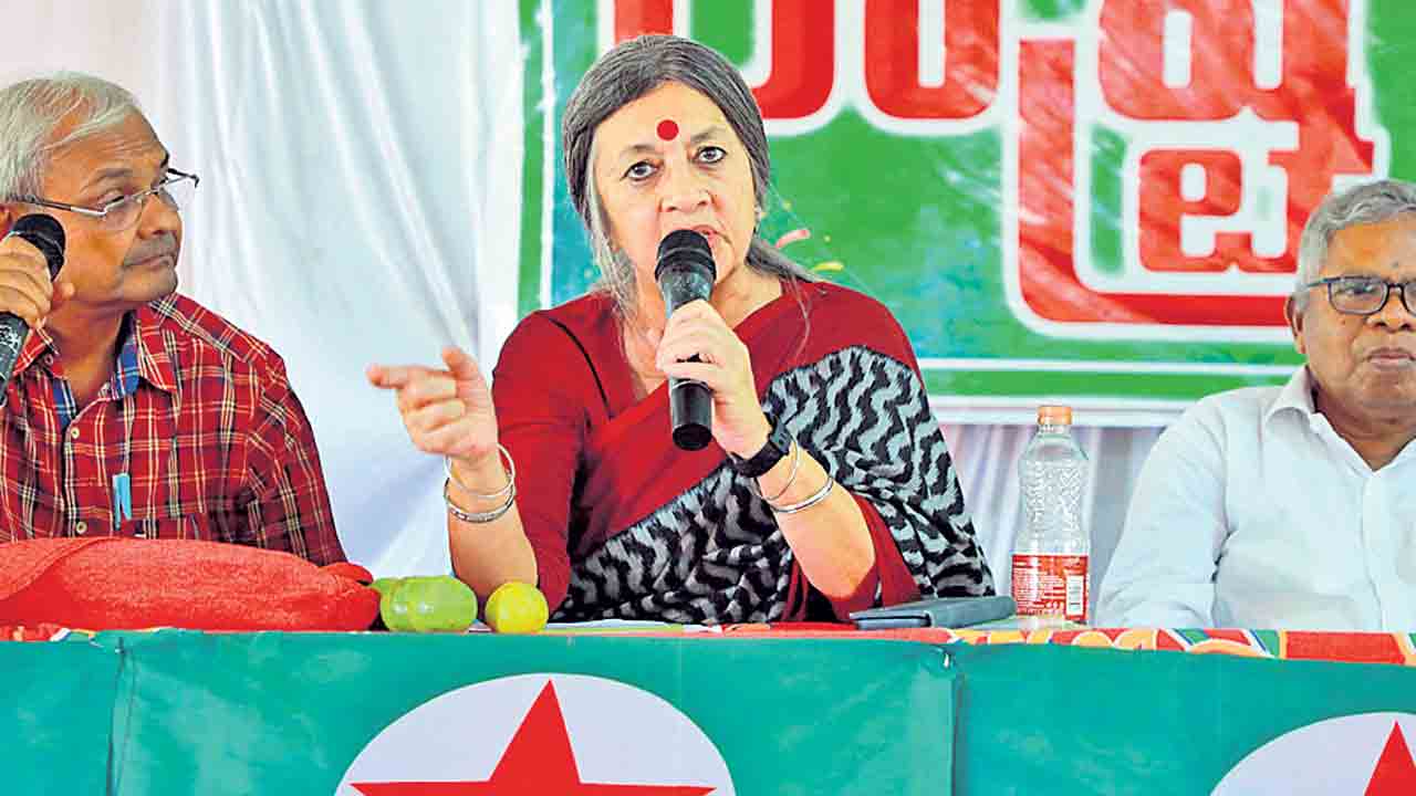 ఆర్‌ఎస్‌ఎస్‌తో దేశభద్రతకు ముప్పు