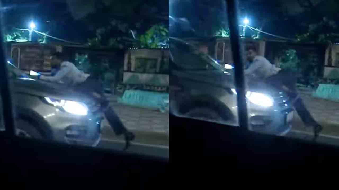 Car Hit And Drag | వ్యక్తిని కారుతో ఢీ కొట్టి మూడు కిలోమీటర్లు ఈడ్చుకెళ్లిన డ్రైవర్‌.. వీడియో వైరల్‌