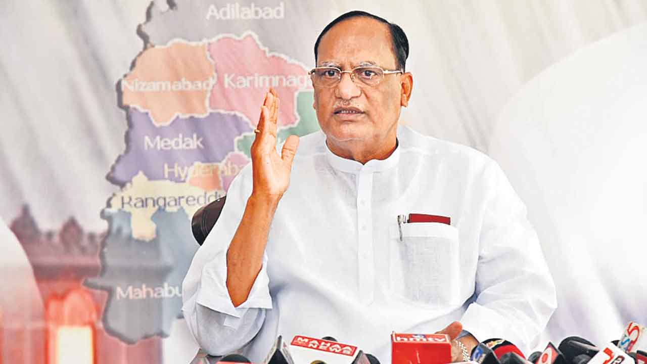 భట్టి విక్రమార్కది పాదయాత్ర కాదు.. కలహాల యాత్ర : గుత్తా సుఖేందర్‌ రెడ్డి