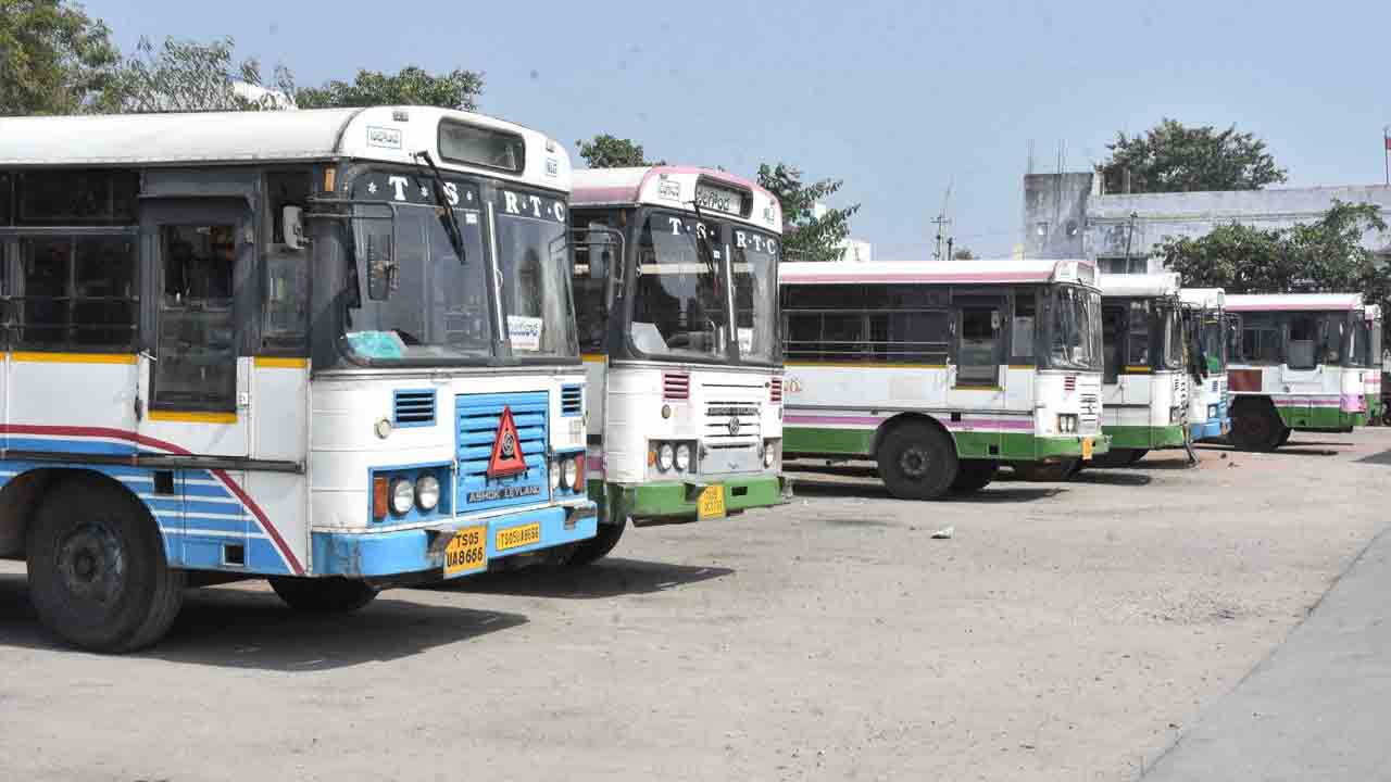 ఆర్టీసీకి తగ్గిన డీజిల్‌ భారం