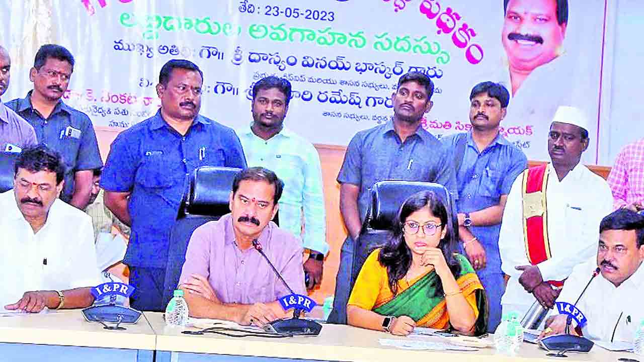గొర్రెల పంపిణీ పథకాన్ని సద్వినియోగం చేసుకోవాలి