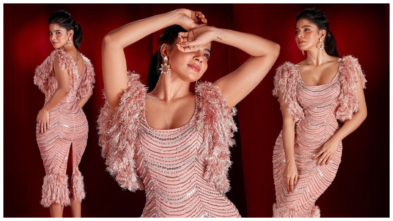 Divya Bharathi | అల్ట్రా స్టైలిష్ ఫొటోలతో సెగలు పుట్టిస్తున్న దివ్య భారతి..