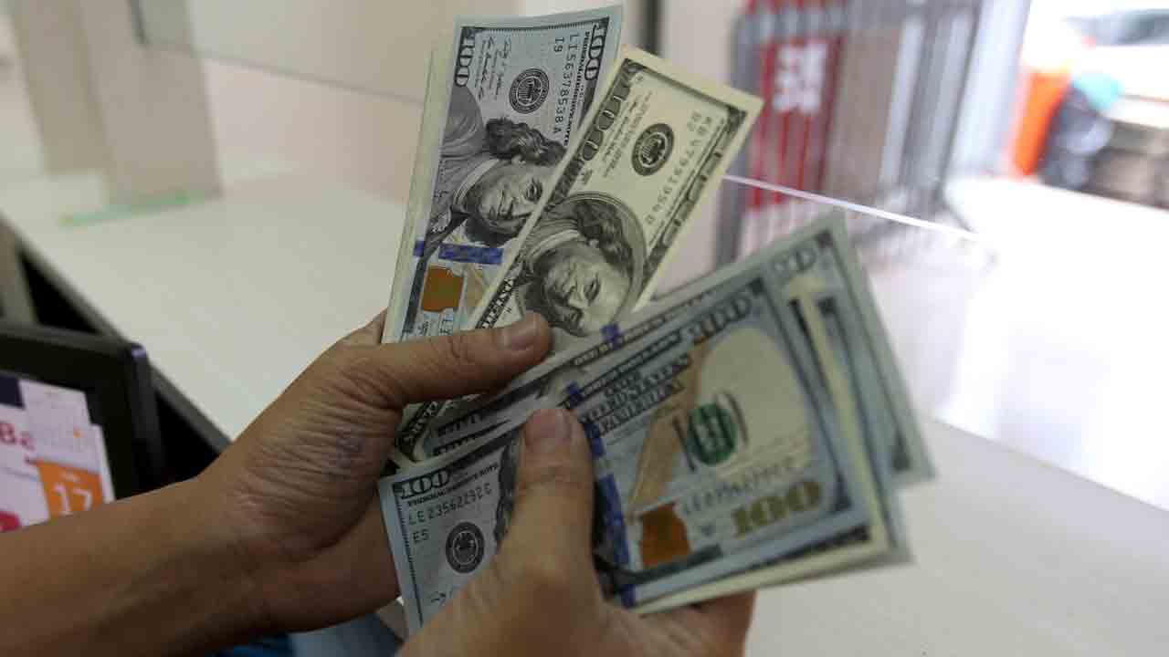 FDI |  పదేండ్ల కనిష్ఠానికి ఎఫ్‌డీఐలు.. 16% పడిపోయిన విదేశీ ప్రత్యక్ష పెట్టుబడులు