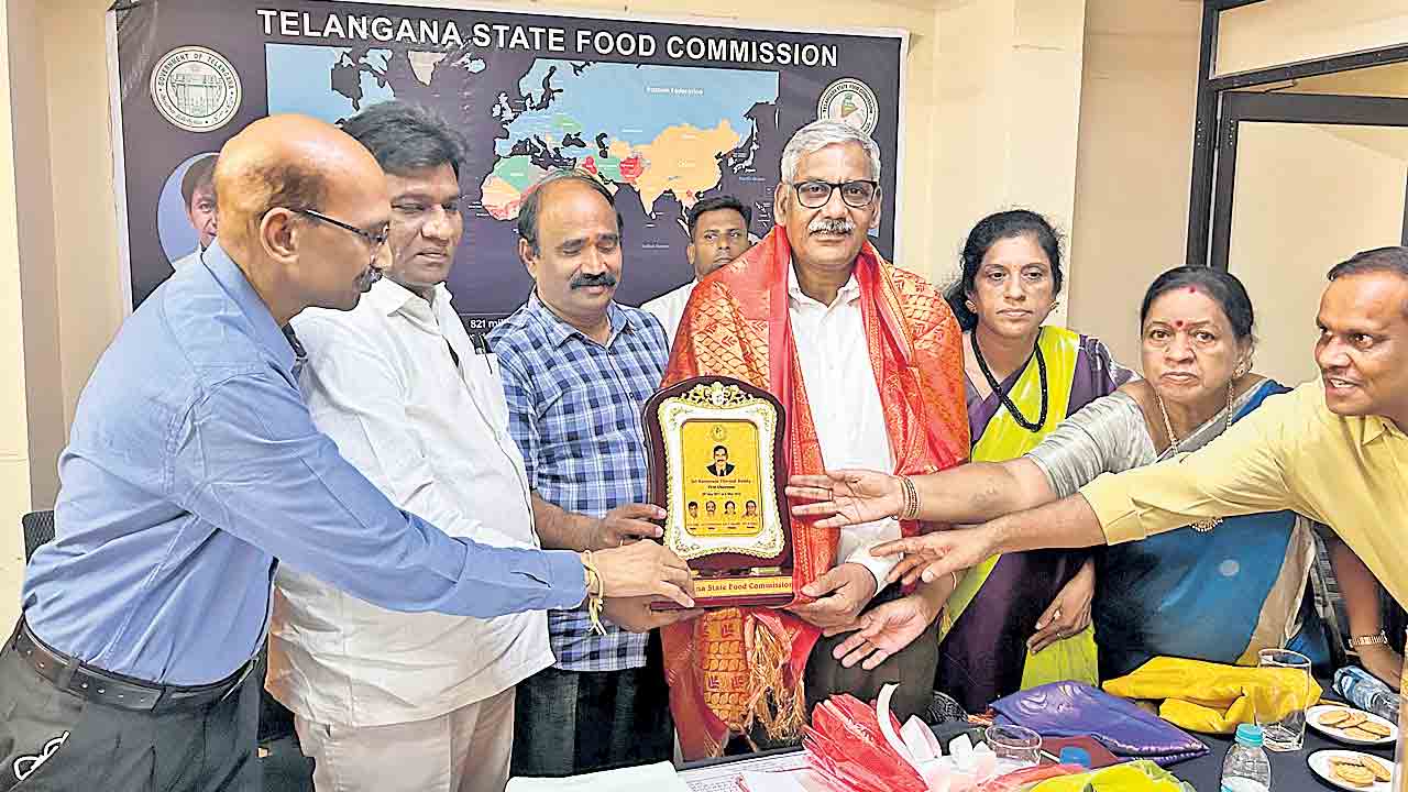 తిరుమల్‌రెడ్డికి వీడ్కోలు