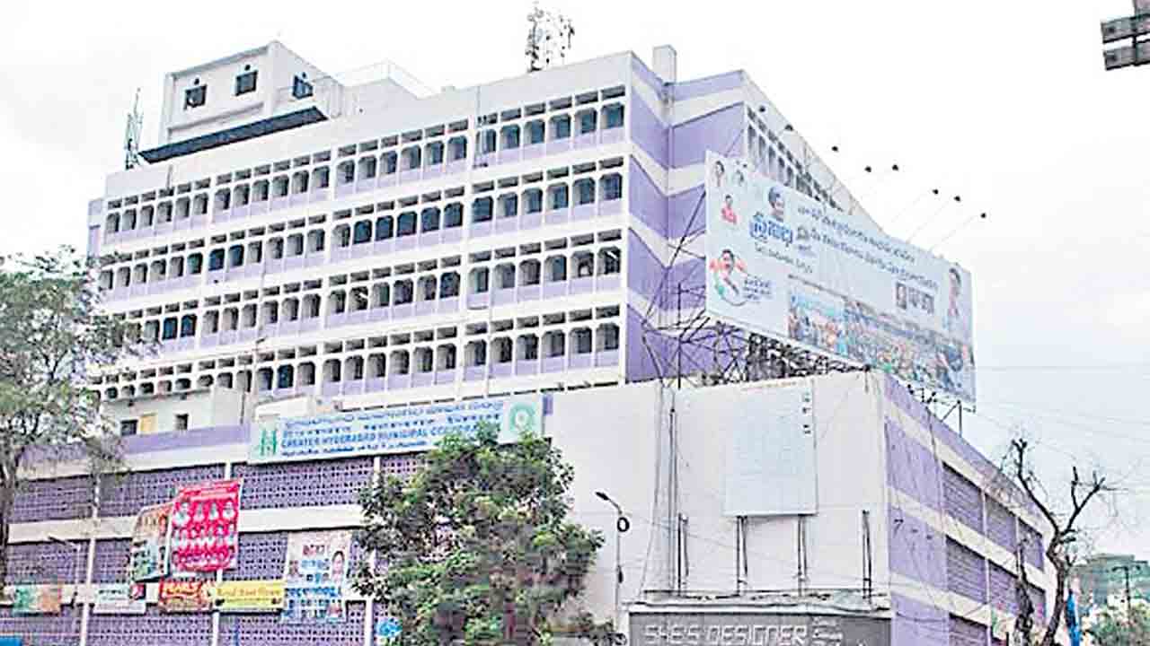 మహిళా పొదుపు గ్రూపులకు విరివిగా రుణాలు