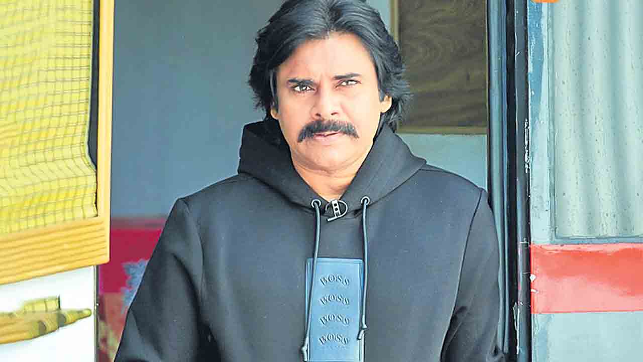 గ్యాంగ్‌స్టర్‌ దూకుడు