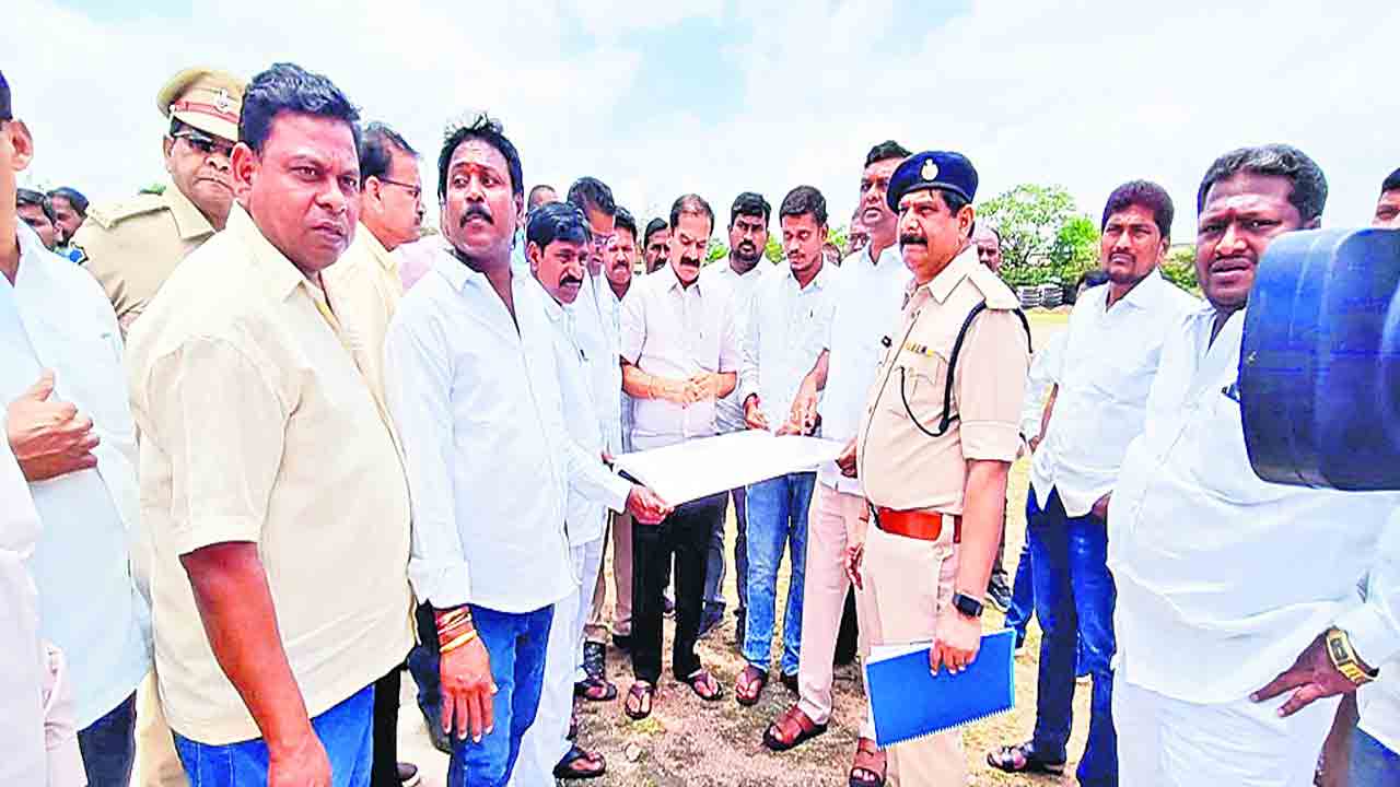 5న భారీ బహిరంగ సభ