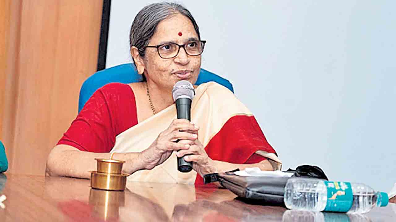 మణిరత్నం గొప్ప దర్శకులు.. ప్రముఖ రచయిత్రి ఓల్గా