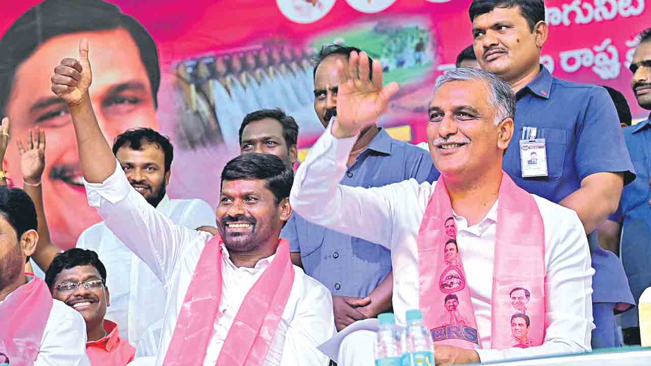 కేసీఆర్‌ తోడుంటే జలదృశ్యం