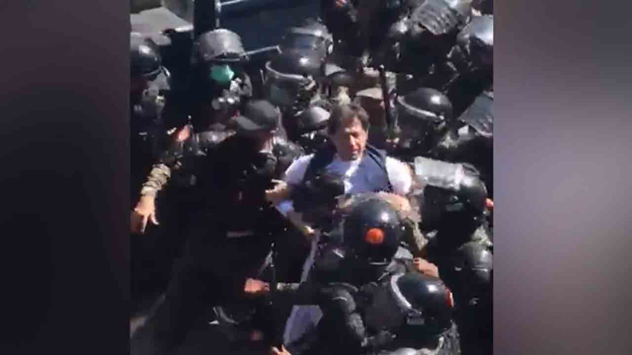 Imran Khan | ఇమ్రాన్‌ ఖాన్‌కు 8 రోజుల కస్టడీ.. తనను వేధించారని, టాయిలెట్‌కు వెళ్లన్విలేదని ఆరోపణ