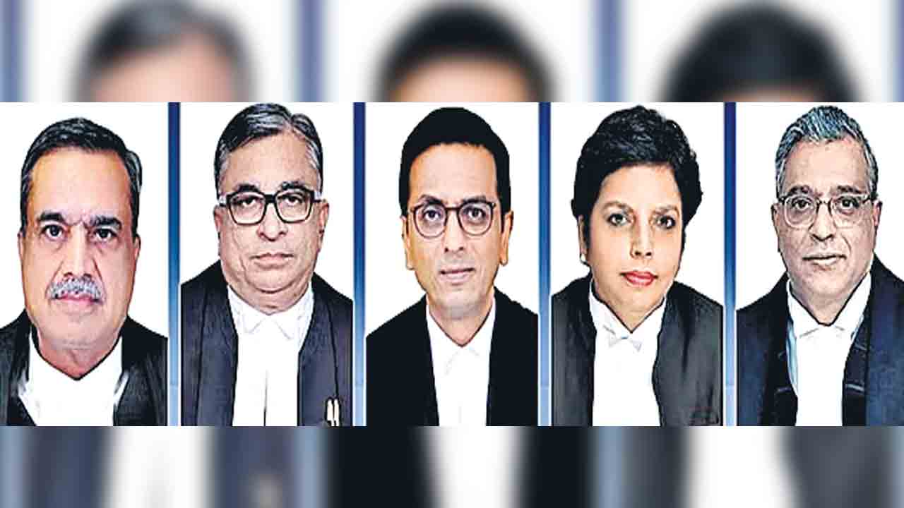 Supreme court |  రాజకీయ జోక్యం రాజ్యాంగ విరుద్ధం.. మహారాష్ట్ర సంక్షోభంపై సుప్రీంకోర్టు కీలక వ్యాఖ్యలు
