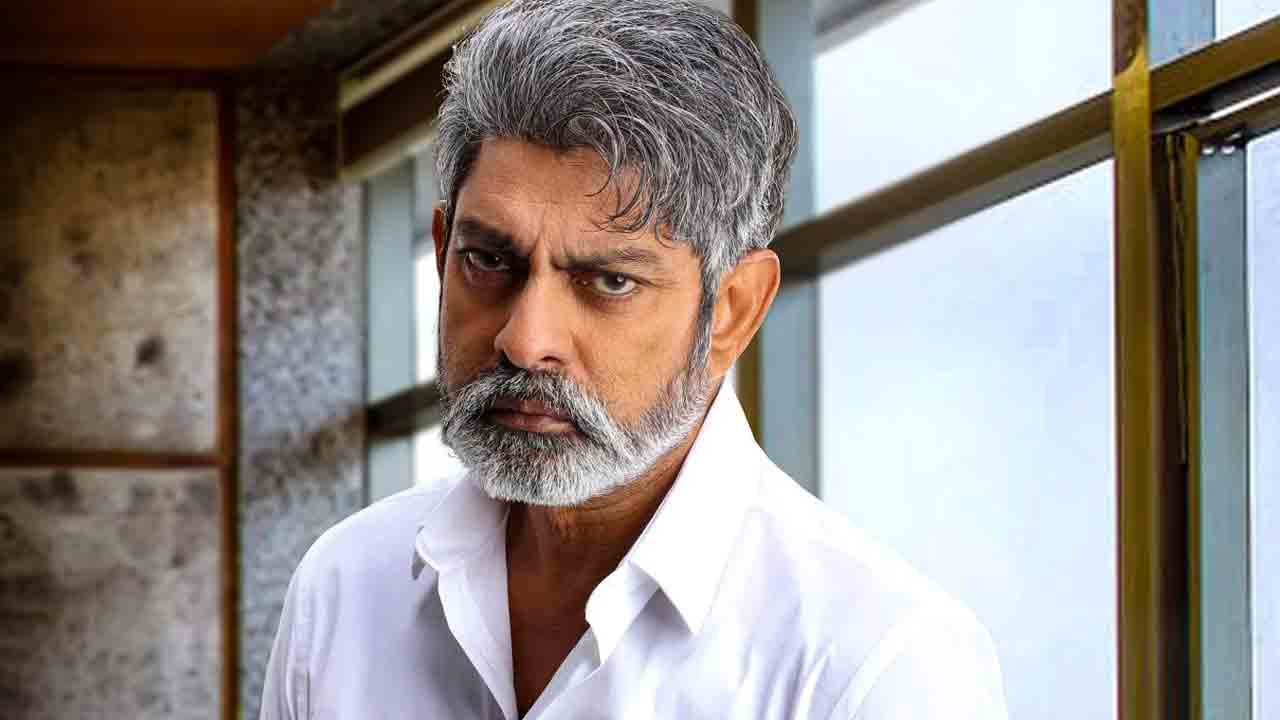 Jagapathi Babu |   ఆ తప్పులు ఇప్పుడు చేయడం లేదు: జగపతిబాబు
