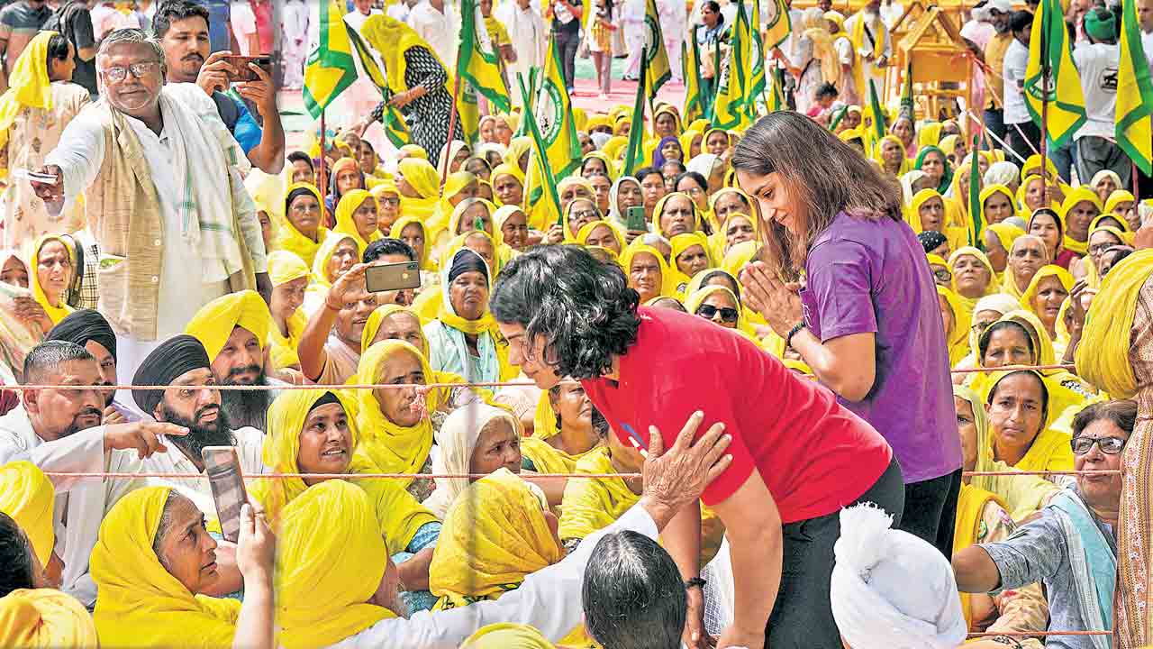 SKM |  రెజ్లర్లకు రైతు మద్దతు.. బ్రిజ్‌భూషణ్‌ అరెస్టుకు 15 రోజుల డెడ్‌లైన్‌