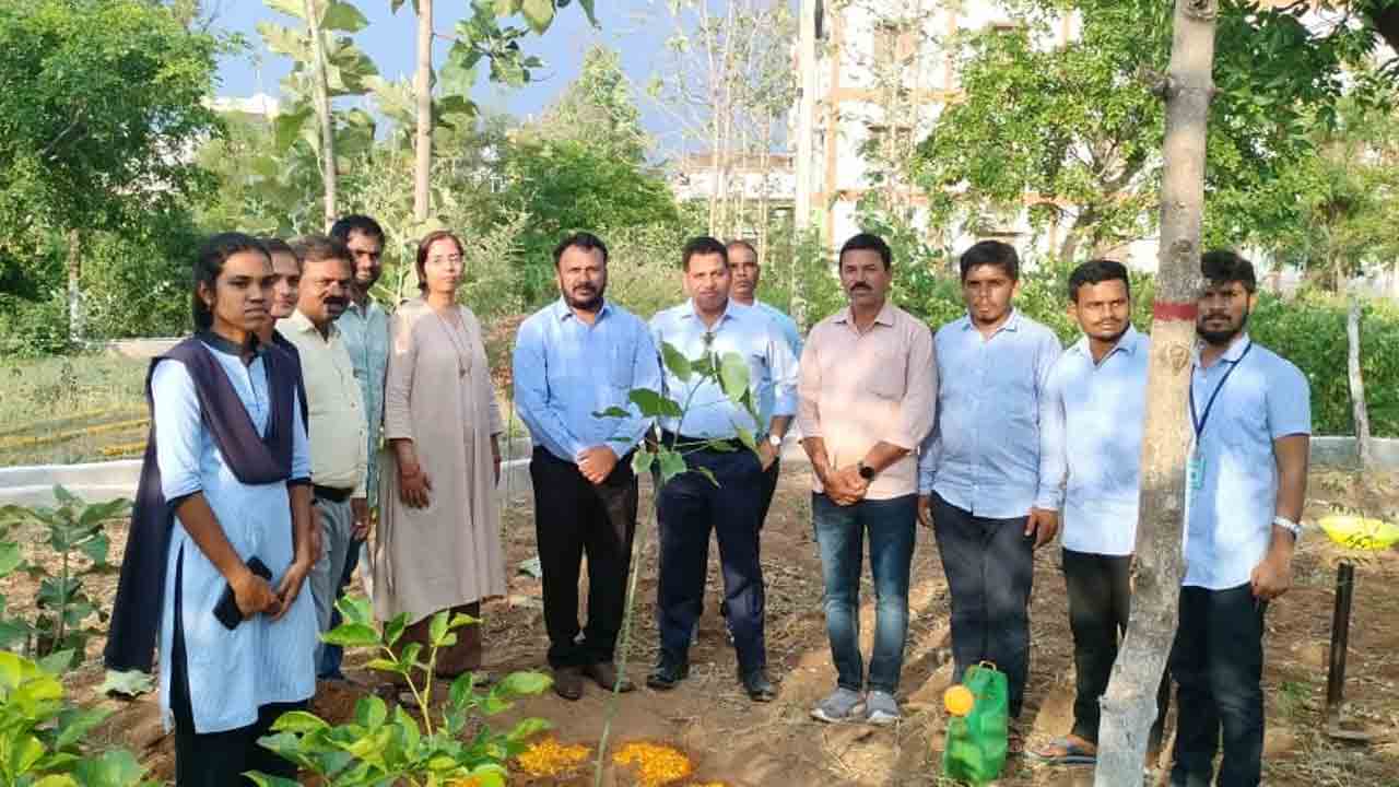 జీవవైవిద్యాన్ని పరిరక్షించాలి