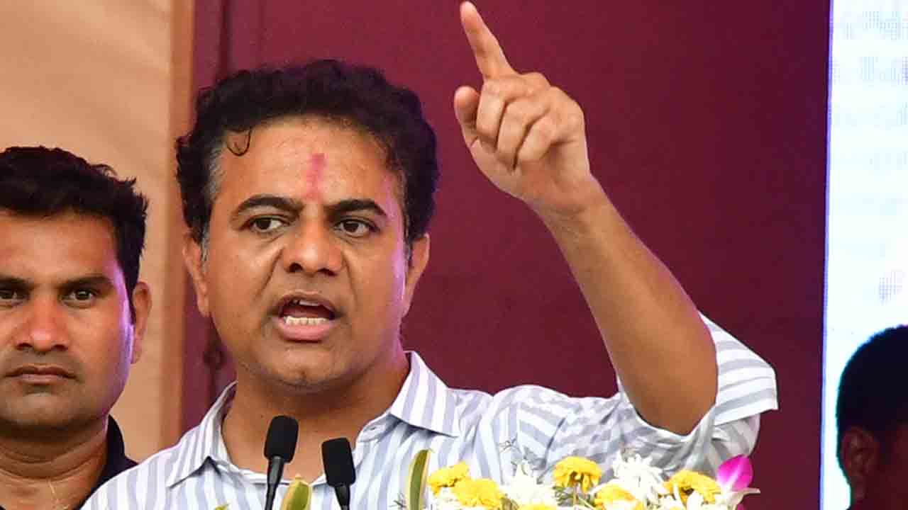 కేసీఆర్‌ హ్యాట్రిక్‌ సీఎం