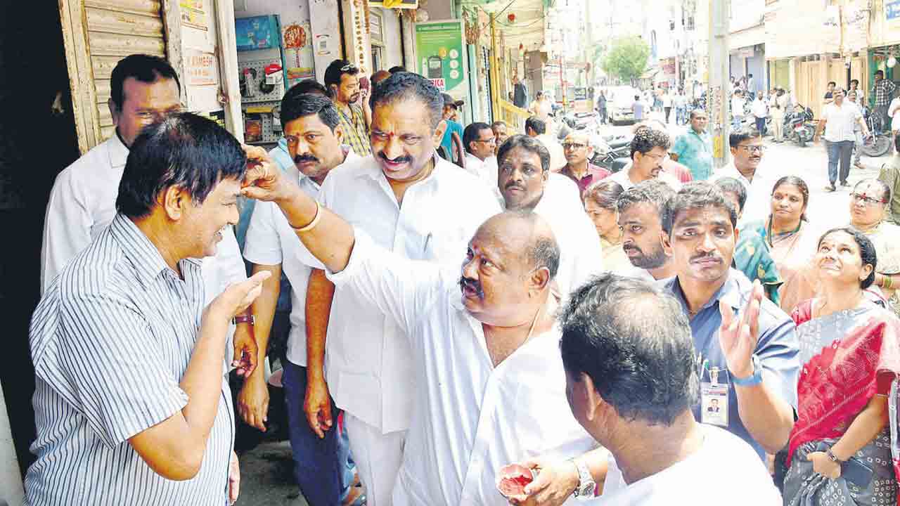 వెంకన్న ఆలయ భూమిపూజకు తరలిరండి