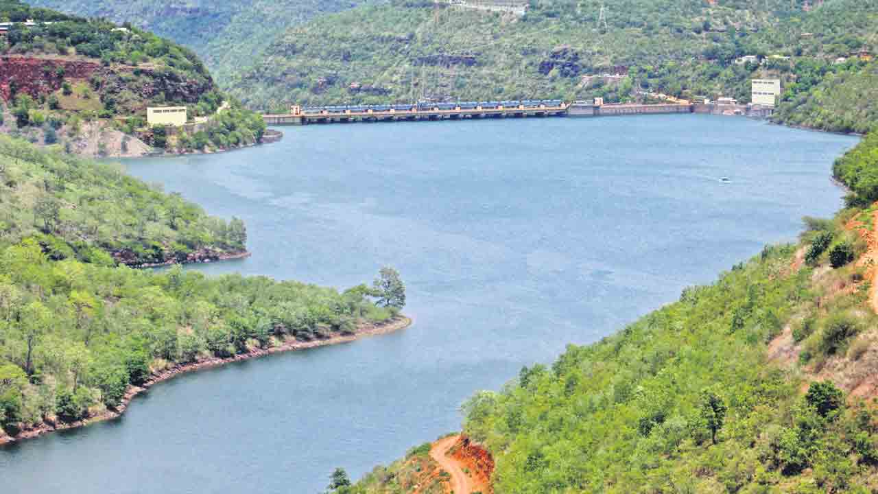 కొత్త ట్రిబ్యునల్ కావాల్సిందే