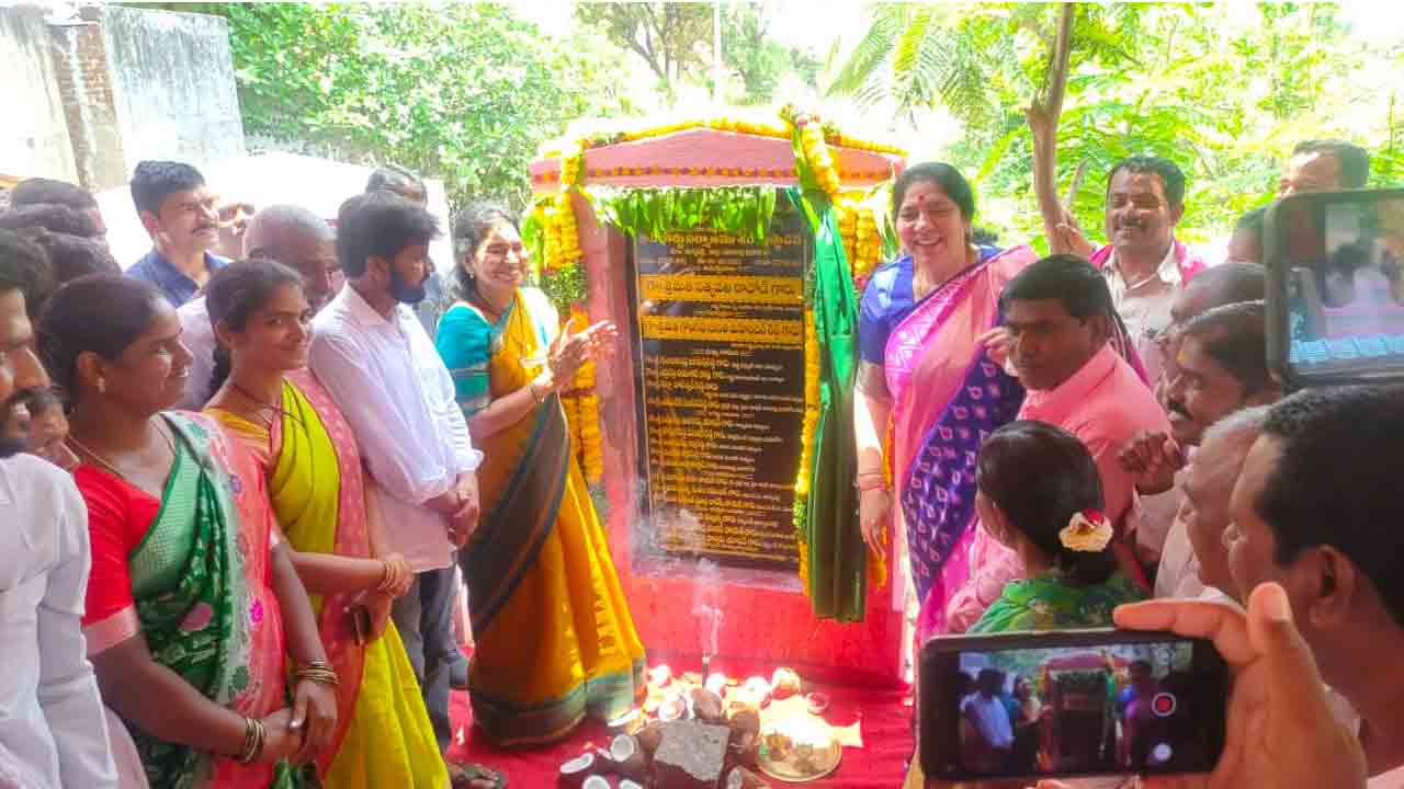 Minister Satyavati Rathode | కేంద్రం నిర్లక్ష్యంతో గిరిజనులకు తీవ్ర అన్యాయం : మంత్రి సత్యవతి రాథోడ్‌