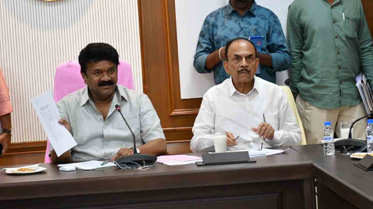 Minister Talasani | జీవో 58 క్రింద వచ్చిన దరఖాస్తులను పరిశీలించి పట్టాల పంపిణీకి చర్యలు తీసుకోవాలి : మంత్రి తలసాని