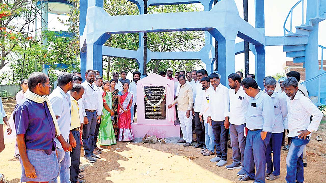 అన్ని గ్రామాల్లో మౌలిక వసతుల కల్పన