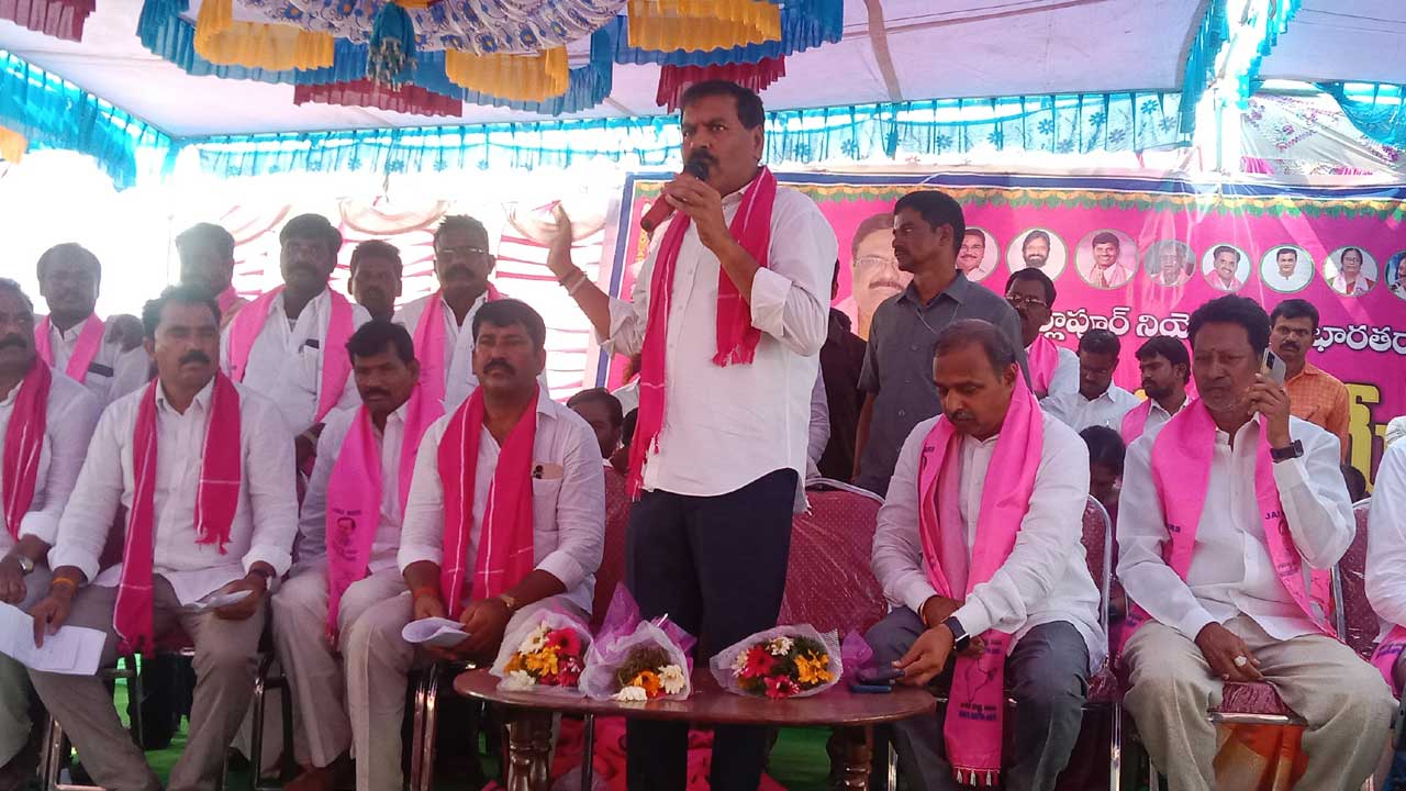 సాగునీటి రంగానికి పెద్దపీట