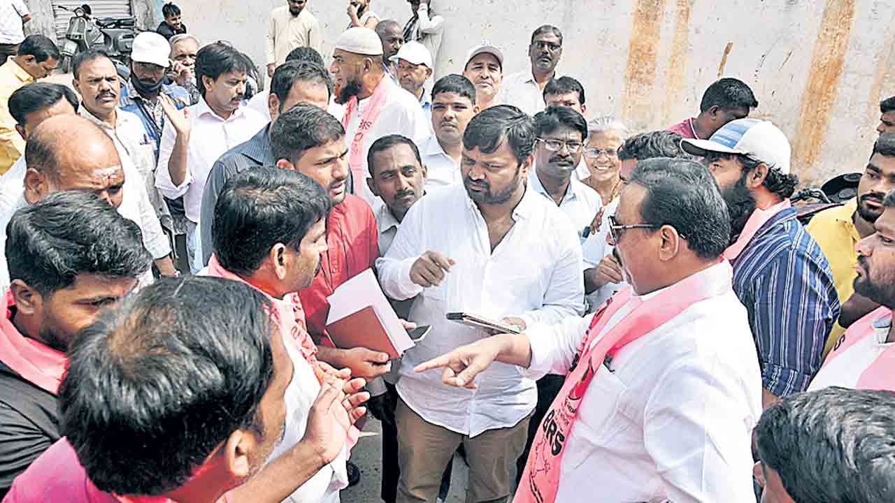 పెండింగ్‌ పనులు పూర్తి చేయాలి