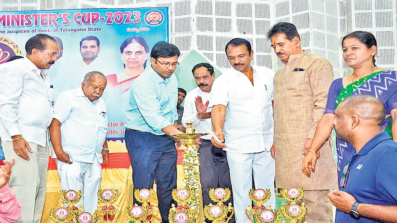 క్రీడలకు సర్కారు పెద్దపీట