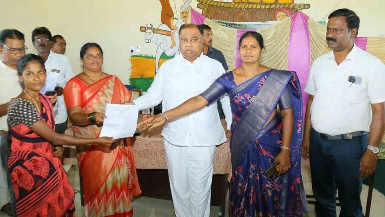 పేదల గూడుకు దక్కిన హక్కు