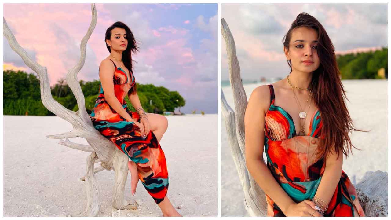 Mahima Makwana | బీచ్‌లో ఎంజాయ్ చేస్తున్న మహిమ మక్వానా..