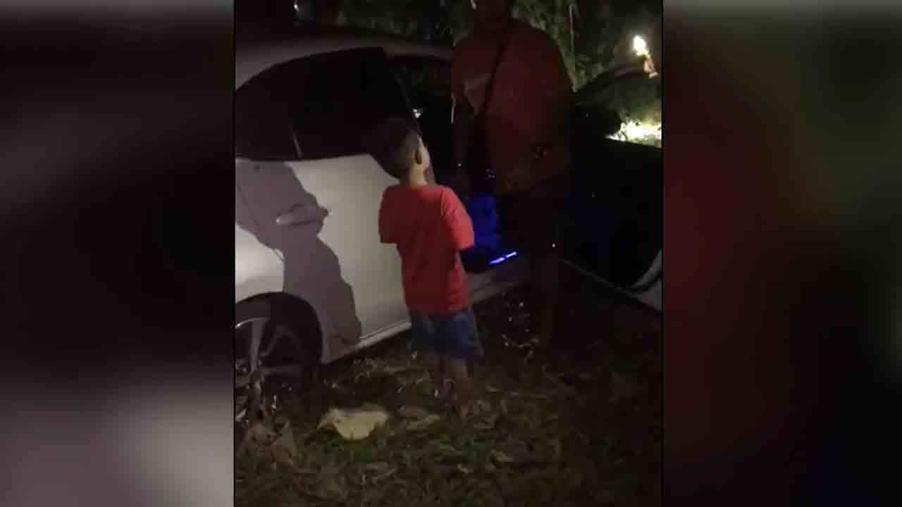 Viral News | బొమ్మ కారు కొనేందుకు అసలు కారు నడుపుకుంటూ వెళ్లిన చిన్నారులు.. చివరకు ఏమైందంటే..?