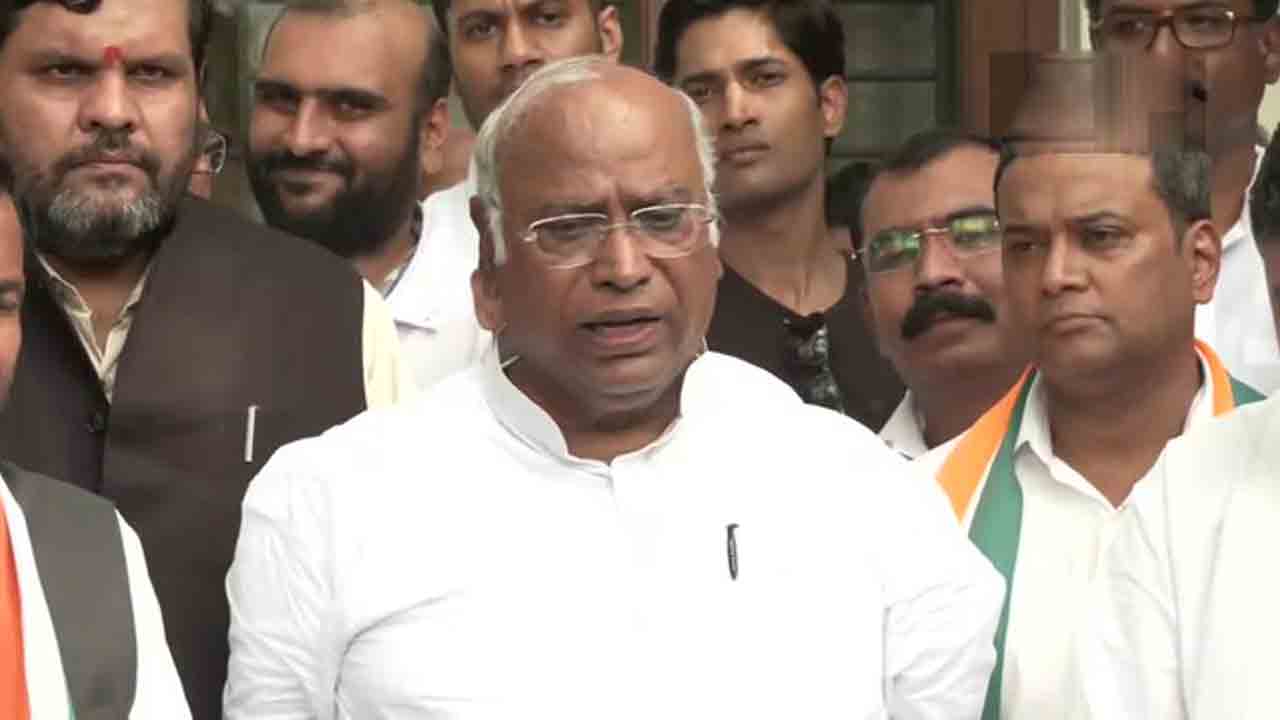 Mallikarjun Kharge | గొప్ప తీర్పు ఇచ్చిన కర్ణాటక ప్రజలకు కృతజ్ఞతలు: మల్లికార్జున్‌ ఖర్గే