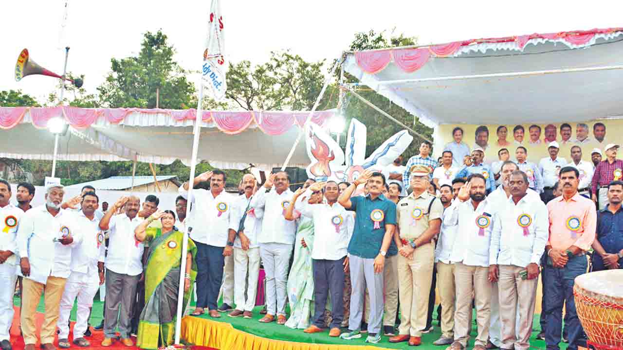 గెలుపే లక్ష్యంగా సాగాలి