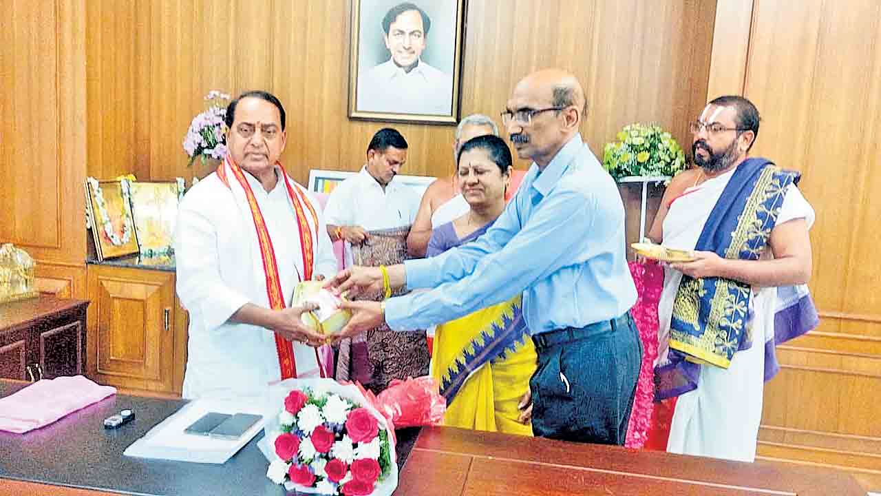 నేటి నుంచి లక్ష్మీనరసింహుడి జయంత్యుత్సవాలు