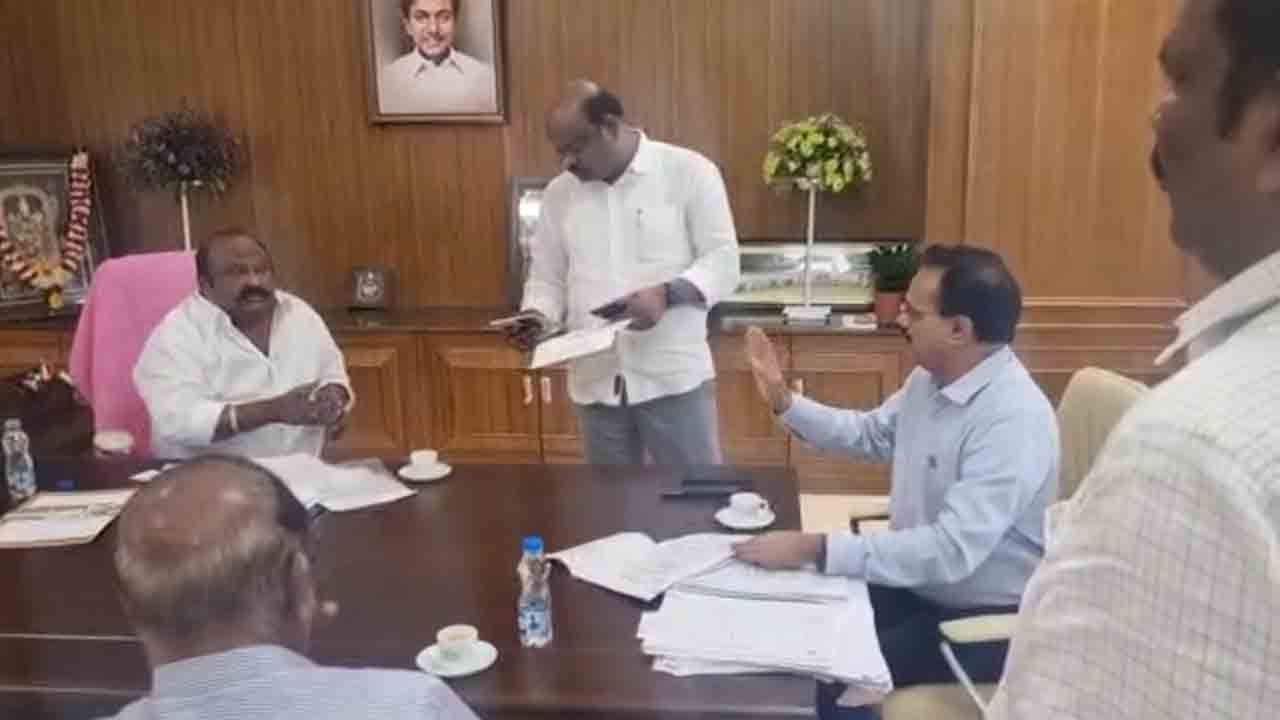 Minister Gangula | తడిసిన 1.28 లక్షల టన్నుల ధాన్యం బాయిల్డ్‌కు ఉత్తర్వులు : మంత్రి గంగుల