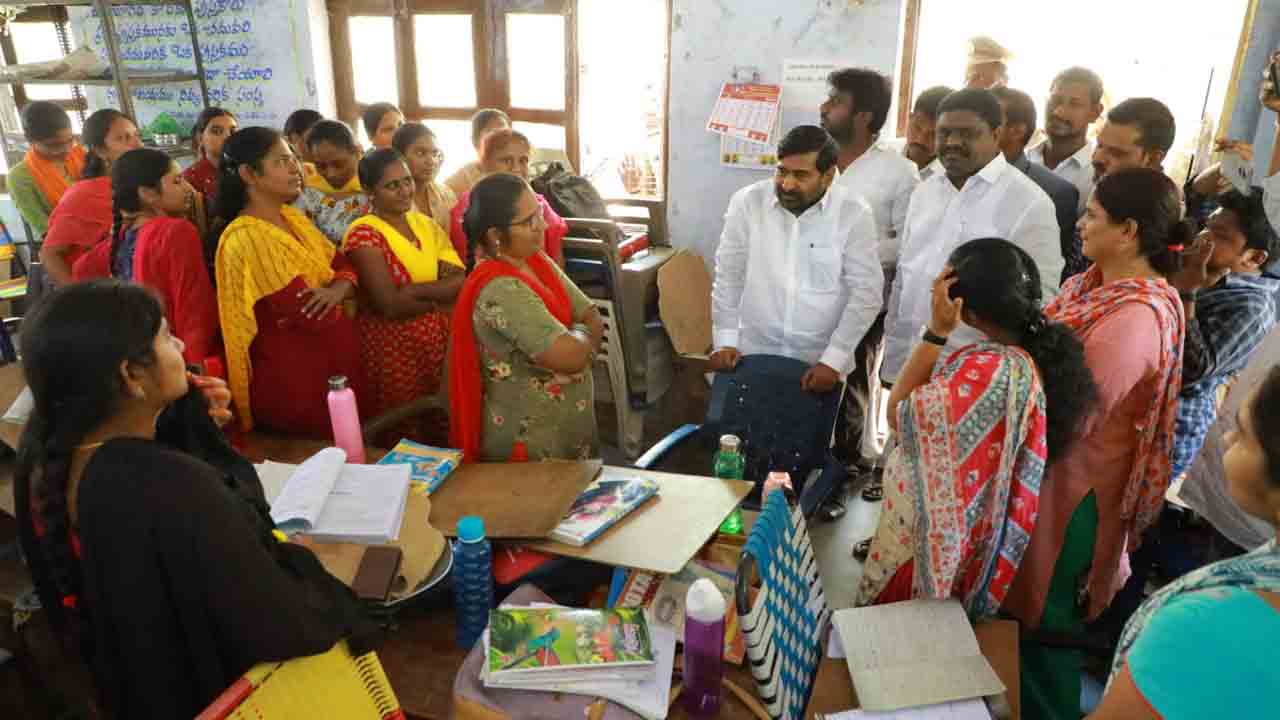 Minister Jagadish reddy | విద్య ఉపాధి కోసం.. ప్రభుత్వ ఉద్యోగం కోసం కాకూడదు : మంత్రి జగదీష్ రెడ్డి