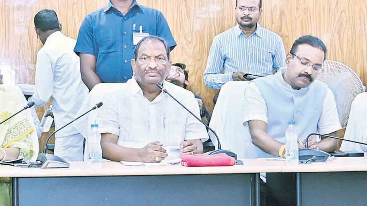 ప్రగతిని చాటేలా.. వైభవంగా నిర్వహిద్దాం : కొప్పుల ఈశ్వర్‌