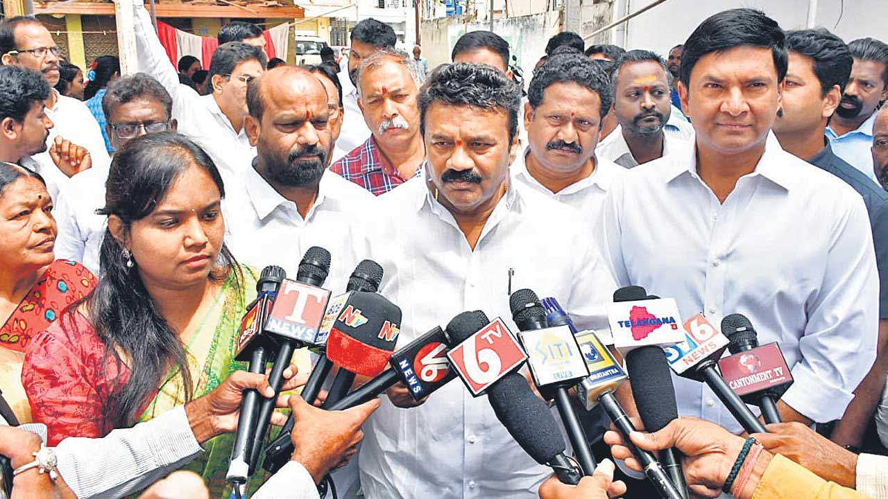 పేదలకు చేరువలోనే.. బస్తీ దవాఖానలు