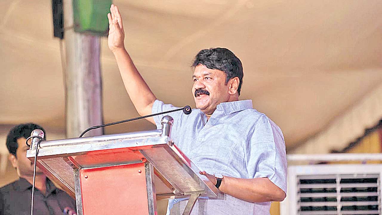 అభివృద్ధిలో తెలంగాణ ముందంజ